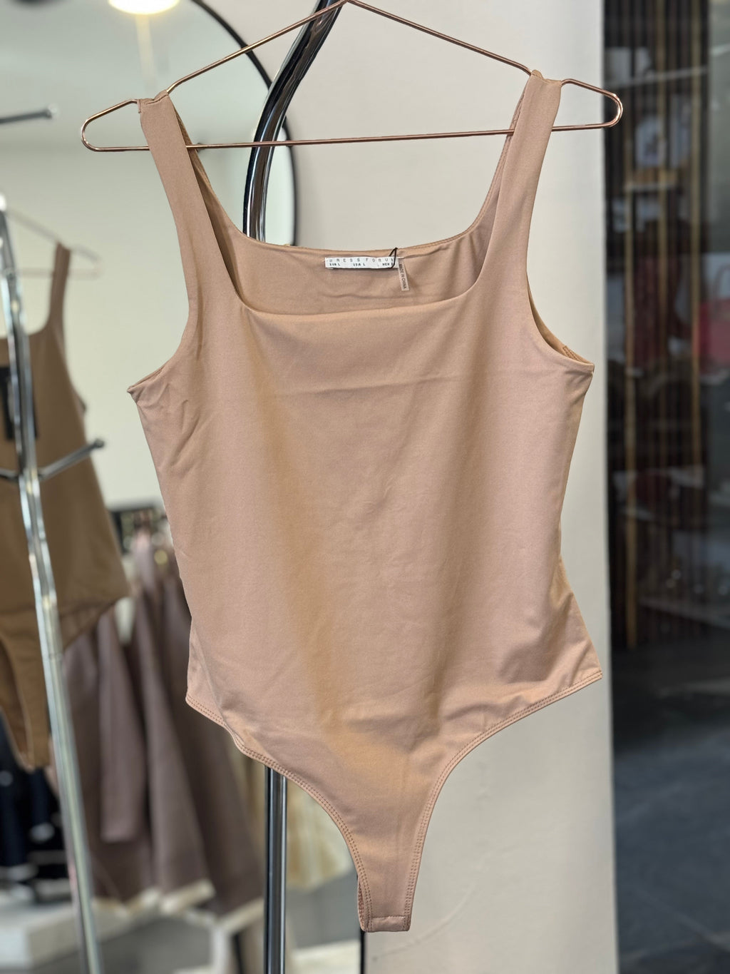 BODY COLOR PIEL