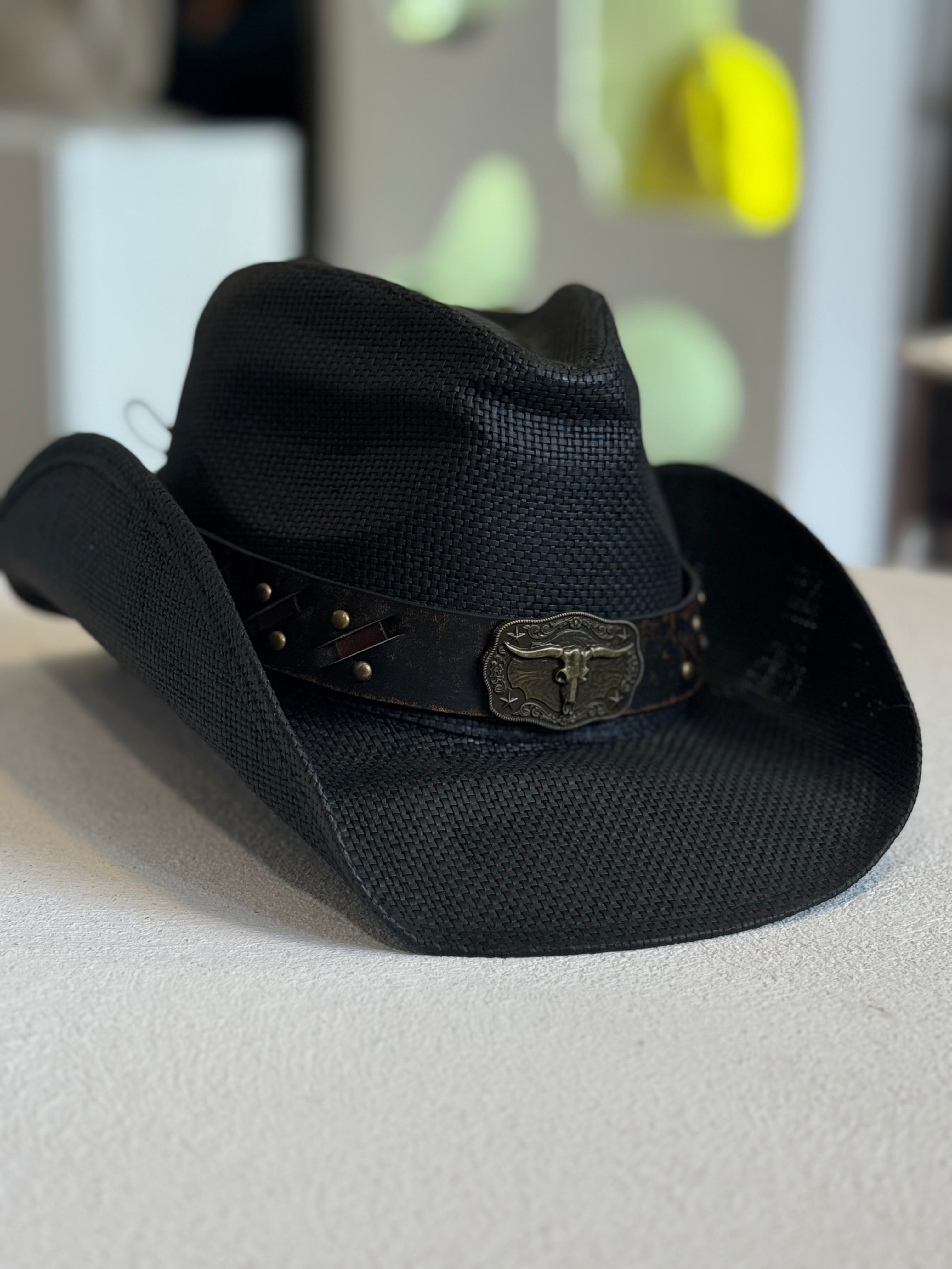 SOMBRERO NEGRO