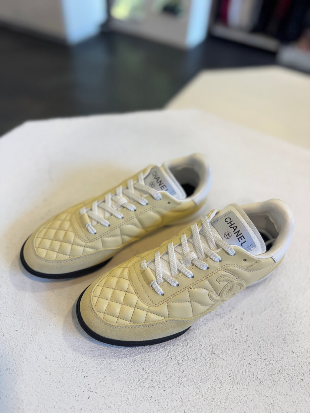 TENIS AMARILLOS