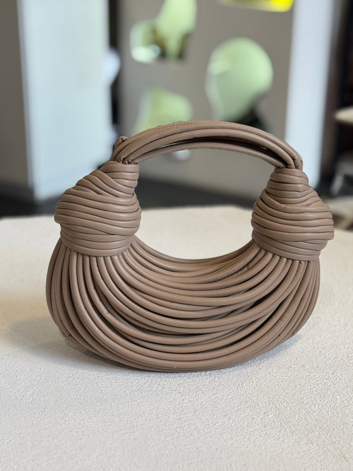 BOLSA TIRAS BEIGE