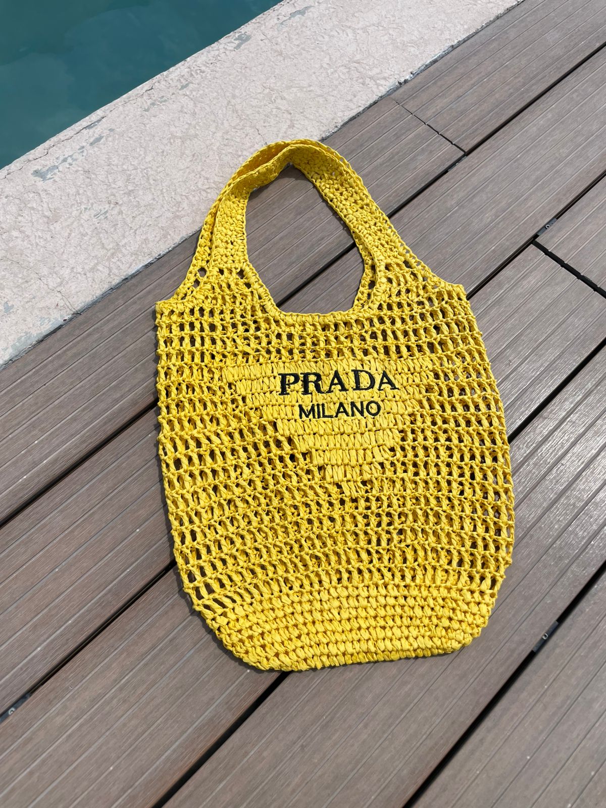 bolsa amarilla
